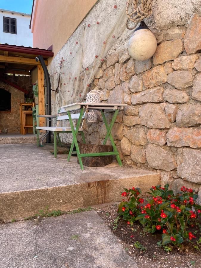 Studio Apartmani Kremic Karlobag Exterior foto